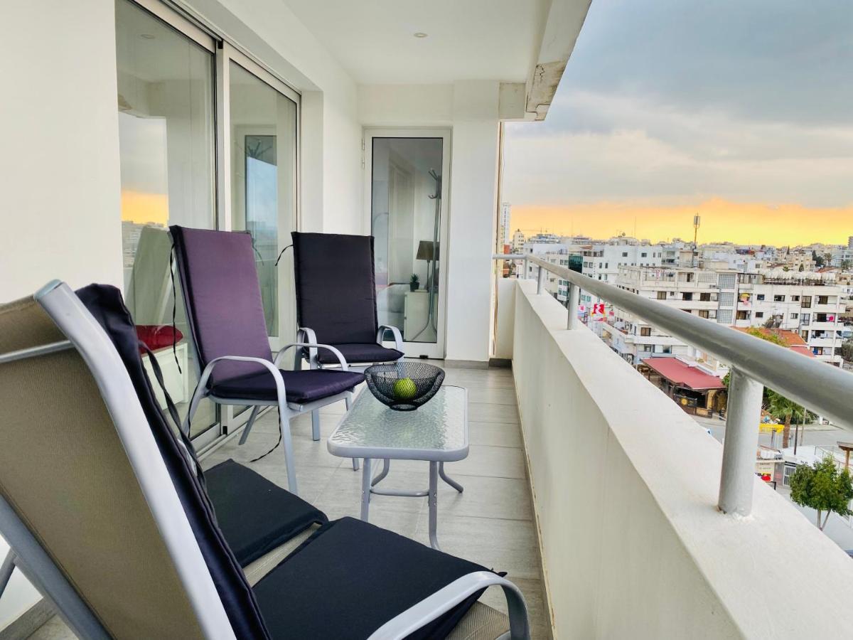 Panoramic Seaside Getaway, 2-Br Penthouse Leilighet Lárnaka Eksteriør bilde